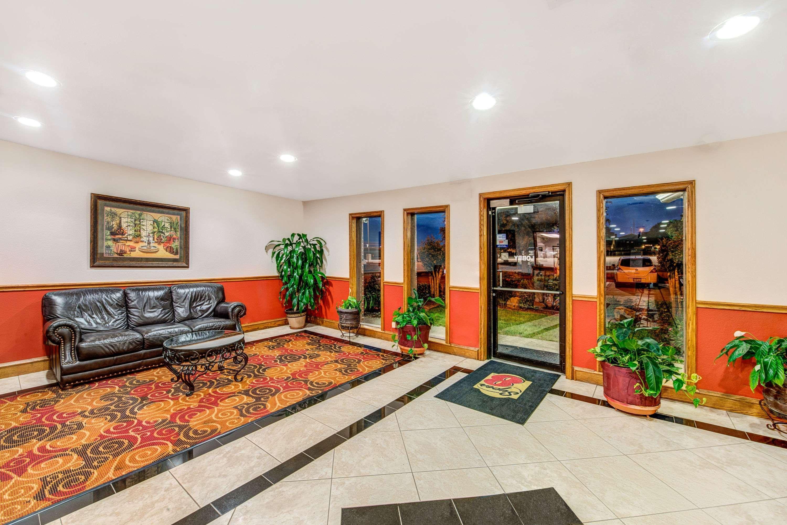 Super 8 By Wyndham Mckinney/Plano Area Εξωτερικό φωτογραφία