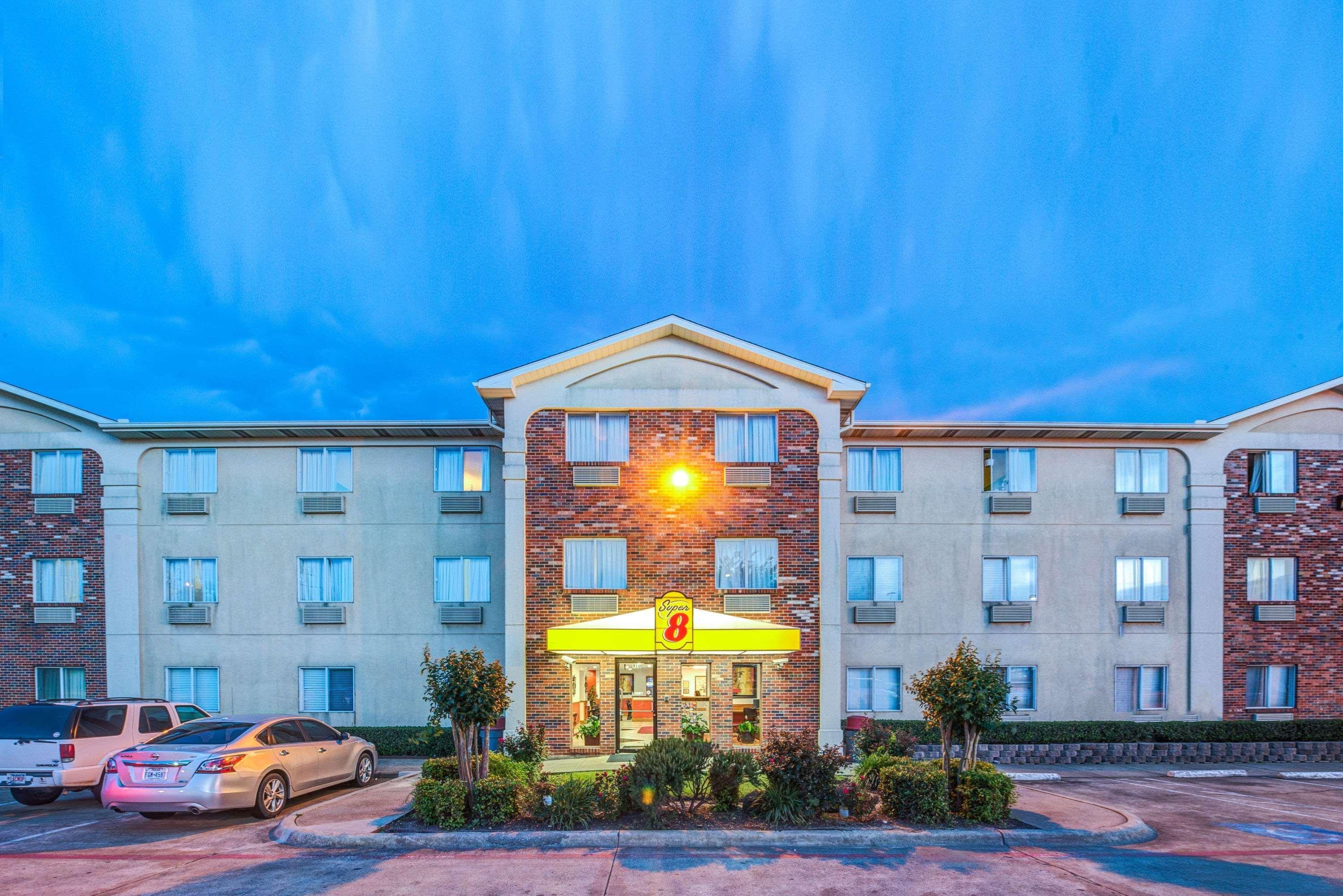 Super 8 By Wyndham Mckinney/Plano Area Εξωτερικό φωτογραφία