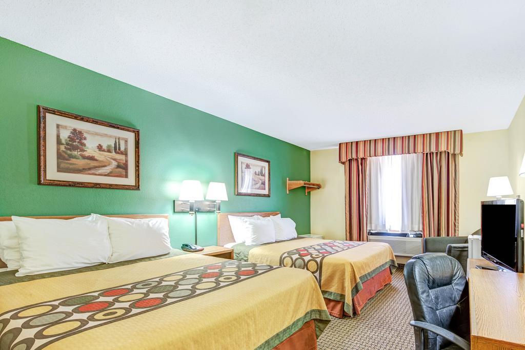 Super 8 By Wyndham Mckinney/Plano Area Εξωτερικό φωτογραφία
